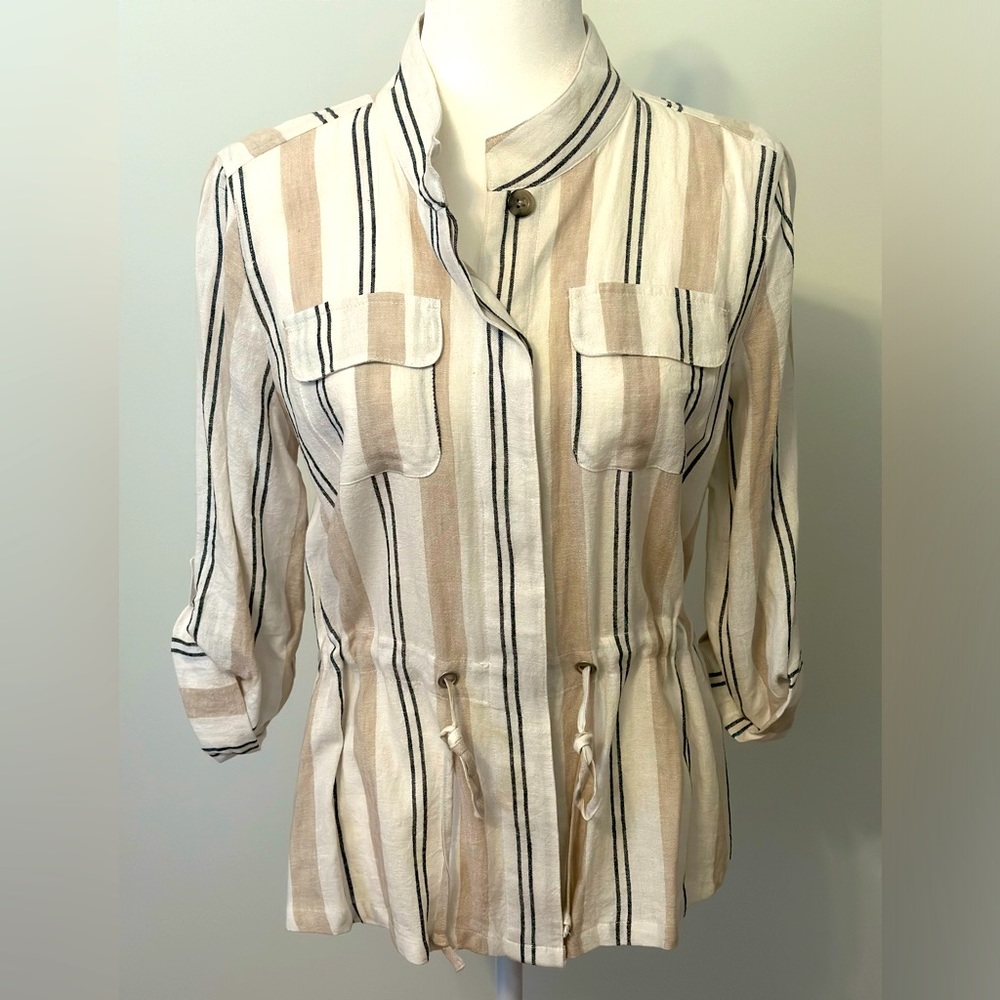 Chico’s size 0 (Small 4-6) linen shacket